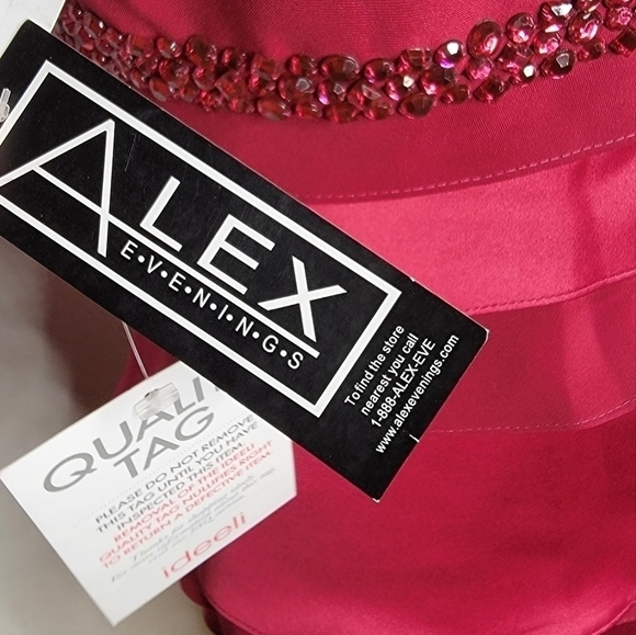 ALEX Evenings Sleeveless Dress - Picture 10 of 14